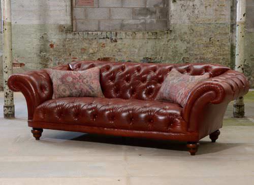 Sofá Chesterfield - RIBCHESTER - Tetrad Associates - em tecido / em couro / marrom