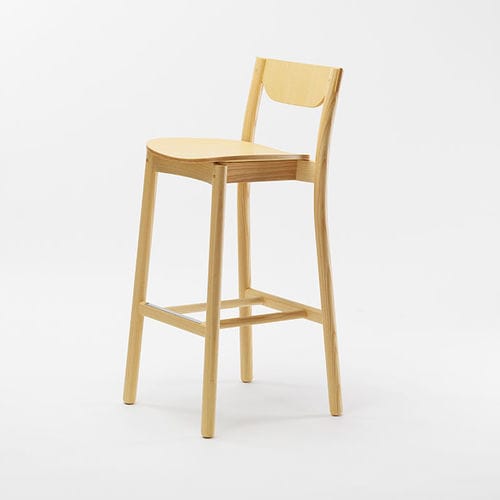 Cadeira alta contemporânea - Nico - Zilio A&C - para ambiente interno / em tecido / em compensado