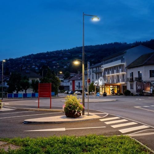 Poste de iluminação pública - ITEM - Eclatec - contemporâneo / em policarbonato / em alumínio