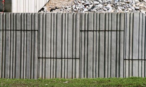 Molde de cofragem para parede de retenção - BORNHOLM - RECKLI GmbH - efeito de madeira / para concreto estampado