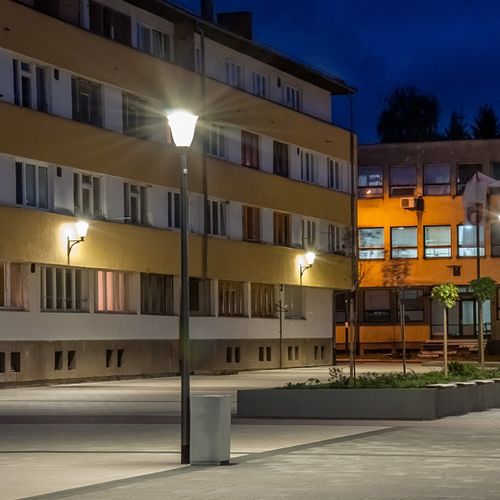 Poste de iluminação pública - HAPILED - Schréder–Comatelec - contemporâneo / em policarbonato / em alumínio fundido