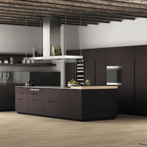 Cozinha de estilo industrial - CHEF - MOBALCO - com folheado de madeira / com ilha / em L