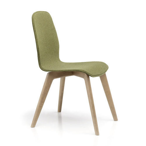 Cadeira contemporânea - RING - Fit Interiors - para ambiente interno / de lã / em faia
