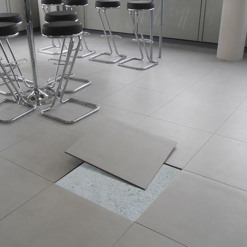 Revestimento de piso em grés porcelanato - FREEFLOOR - NEWFLOOR - para ambiente interno / para escritório / para entrada