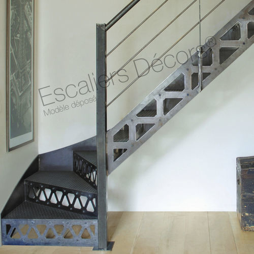 Escada em L - SAN FRANCISCO DT36 ESCA'DROIT® - ESCALIERS DECORS - com degraus em metal / com estrutura em aço / da linha residencial