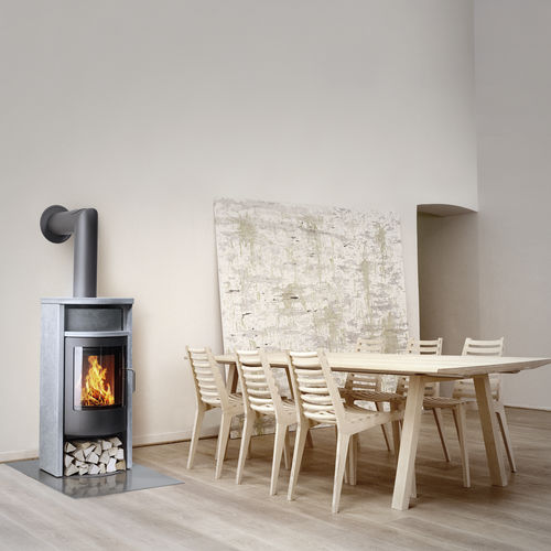 Salamandra a lenha - BANDO - Attika Feuer AG - 5 kW–10 kW / de piso / contemporânea