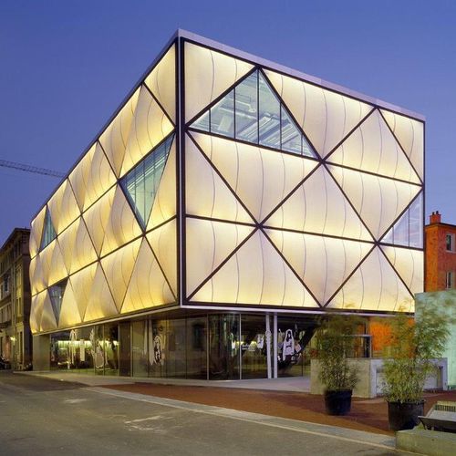 Estrutura tensionada com estrutura metálica - MIROITERIE FLON - Hightex - para fachada / com membrana de ETFE / para espaço público