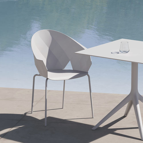 Cadeira contemporânea - VASES - VONDOM - para ambiente externo / em polipropileno / de fibra de vidro