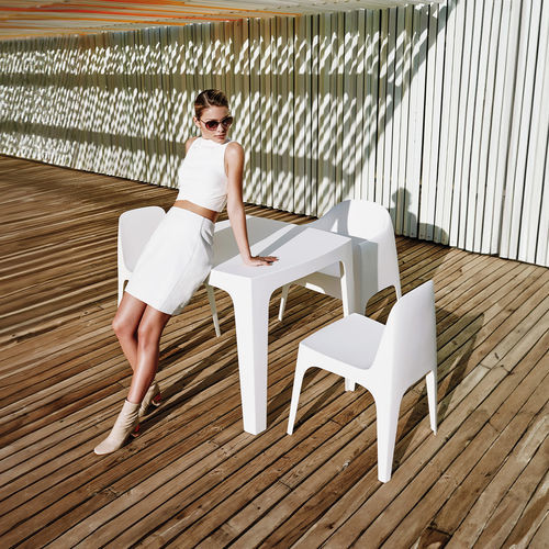 Cadeira de jardim contemporânea - SOLID - VONDOM - para ambiente interno / para ambiente externo / em polipropileno