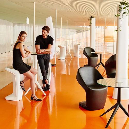 Cadeira de design original - UFO  - VONDOM - para ambiente externo / para ambiente interno / em polietileno