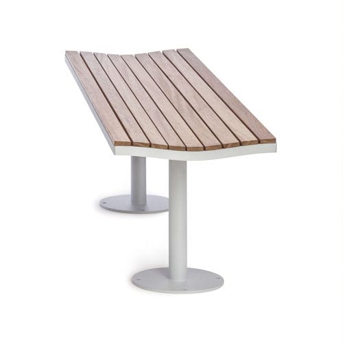 Banco para espaço público contemporâneo - Parco Bench  - NOLA INDUSTRIER - em aço / em madeira tratada com óleo / em carvalho