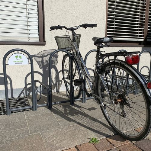 Bicicletário de piso - ELEGANCE 186 - Euroform K. Winkler GmbH - para espaço público / em aço galvanizado / da linha comercial