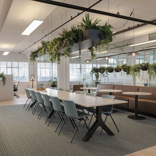 Mesa de trabalho contemporânea - GISPEN TEAM - Ahrend - em madeira / com base metálica / retangular