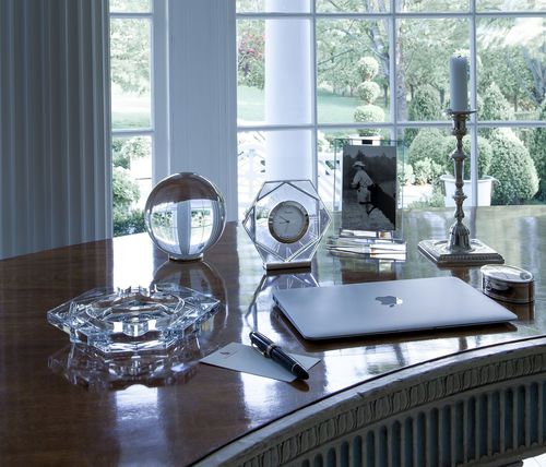 Relógio contemporâneo - HARCOURT - Baccarat - de mesa / analógico / em vidro