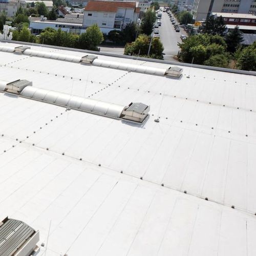 Manta impermeabilizante para telhado - DERBIBRITE® NT - Derbigum - em rolo / asfáltica / em copolímero