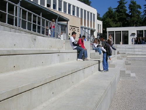 Arquibancada pré-fabricada - Chapsol - em concreto armado