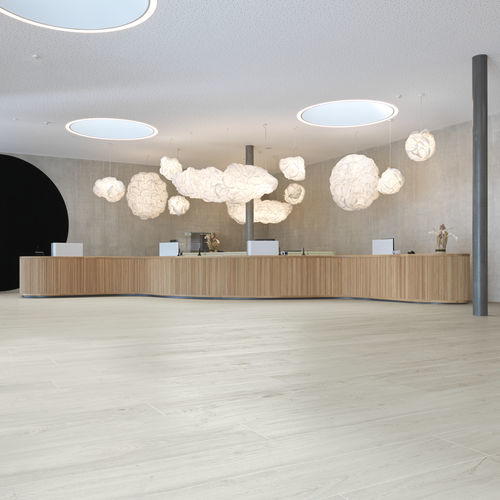Piso laminado em carvalho - SMOOTH - Swiss Krono / GRAND selection - flutuante / efeito de madeira / da linha residencial