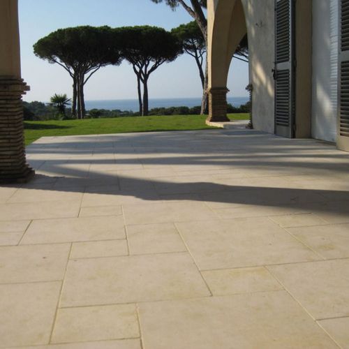 Bloco de pavimentação em mármore - CRÉMA NOVA - CREA STONE - para ambiente externo / para ambiente interno / para pátio