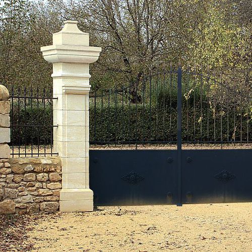 Placa de pedra em pedra natural - COLUMN - CREA STONE - para cerca / para pilar / escovada