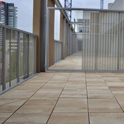 Lajota em concreto - Infinity - Breinco - de poliestireno extrudado / para ambiente externo / cinza
