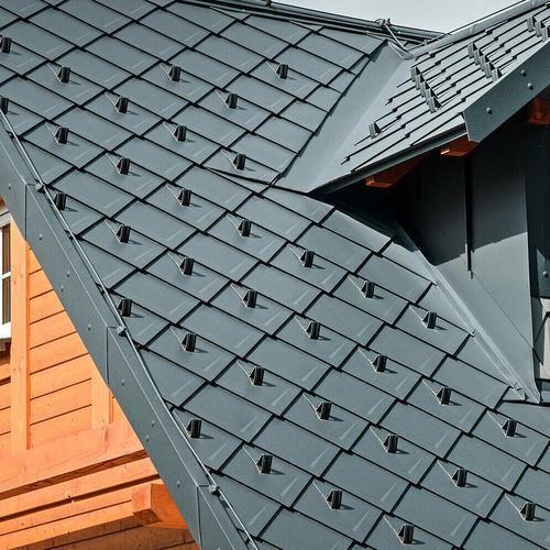 Telha plana - RHOMBOID - PREFA Aluminiumprodukte GmbH - em alumínio / pequena / vermelha