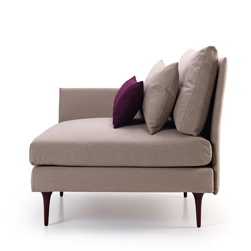 Sofá contemporâneo - BAU - HMD Furniture - em tecido / em espuma de alta densidade revestida / com braços
