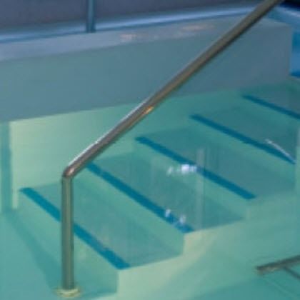 Escada para piscina - CEMI