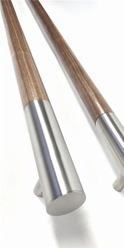 Puxador para porta - TIMBER BATON - Philip Watts Design - em aço inoxidável / em madeira / contemporâneo