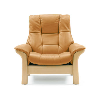 Poltrona clássica - BUCKINGHAM - Ekornes - em couro / em tecido / em madeira