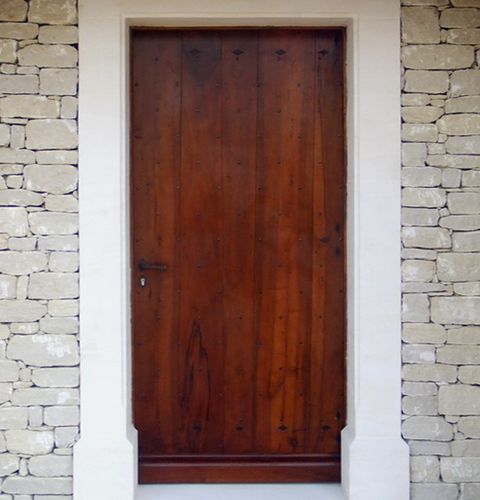Porta de entrada - PORTE A LAMES CROISÉES - ATELIER BERTOLI  Design Production - em carvalho / em nogueira / de abrir