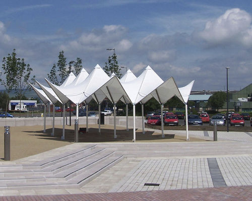Estrutura tensionada alpendre - PAGODA : MULTI - Fabric Architecture - com estrutura metálica / para abrigo / com membrana em PVC