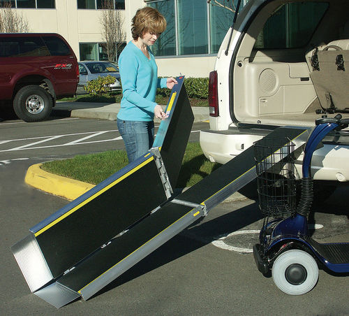 Rampa para pessoas com mobilidade reduzida - ADVANTAGE SERIES® - EZ ACCESS - dobrável