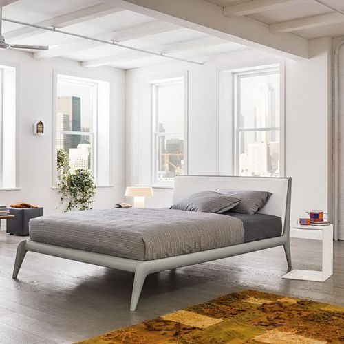 Cama de casal - ALLYSON - Morassutti Arredamenti - contemporânea / estofada / em madeira laqueada
