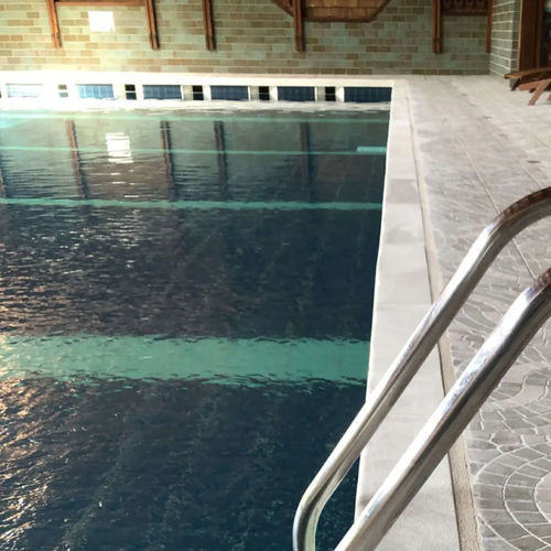 Borda de piscina em concreto - MANOIR - ROUVIERE - de pedra / de canto