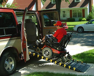 Rampa para pessoas com mobilidade reduzida - ROLL UP - Handi-Ramp - portátil