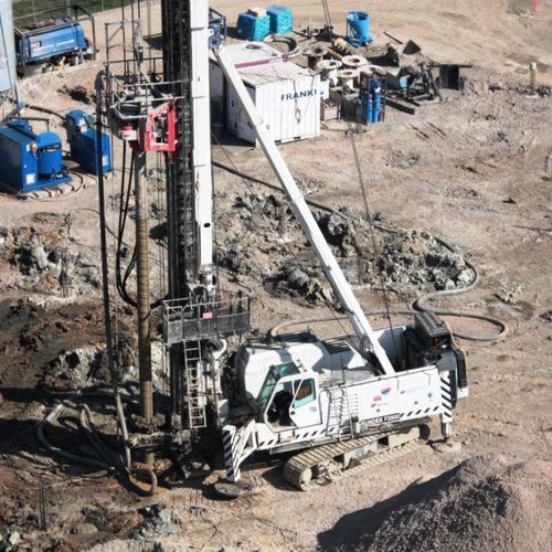 Estaca parafusada - OMEGA - FRANKI FOUNDATIONS BELGIUM - em concreto / em Superfície Sólida / para fundação