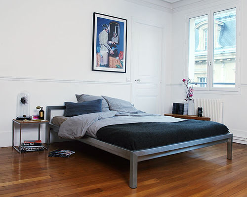 Cama de casal - PURE  - Hans Hansen Furniture - contemporânea / com cabeceira / em aço inoxidável escovado