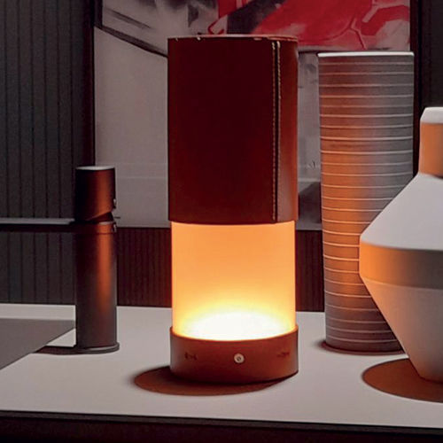 Luminária de mesa - Chapeau - Bsinergy - em vidro / em couro / contemporânea