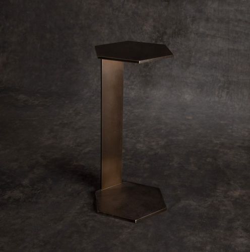 Mesa lateral contemporânea - CY Tempo - Cliff Young - em aço / com base em aço / hexagonal