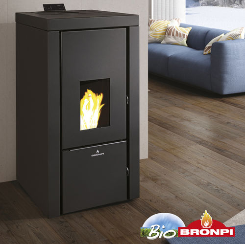 Salamandra com caldeira a pellets - CARLOTA-NE - Bronpi - 20 kW–50 kW / de piso / contemporânea