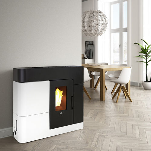 Salamandra com caldeira a pellets - CLARA HYDRO - Bronpi - 10 kW–20 kW / de piso / contemporânea