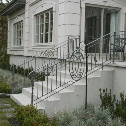 Guarda-corpo em ferro forjado - EGG 5380-2 - BATTIG DESIGN - com barras / para ambiente externo / para escada