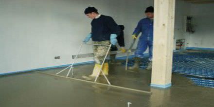 Reboco de alisamento - WEBER.FLOOR 4470 - Weber Industries - de chão sem pé / à base de cimento