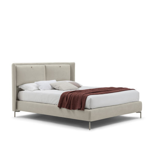 Cama de casal - Kate - Bolzan Srl-Società Benefit - contemporânea / estofada / com cabeceira