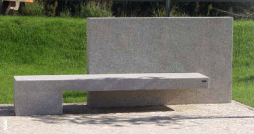 Banco para espaço público contemporâneo - SOLTAS: ÁGUEDA - A Amop Synergies - em concreto