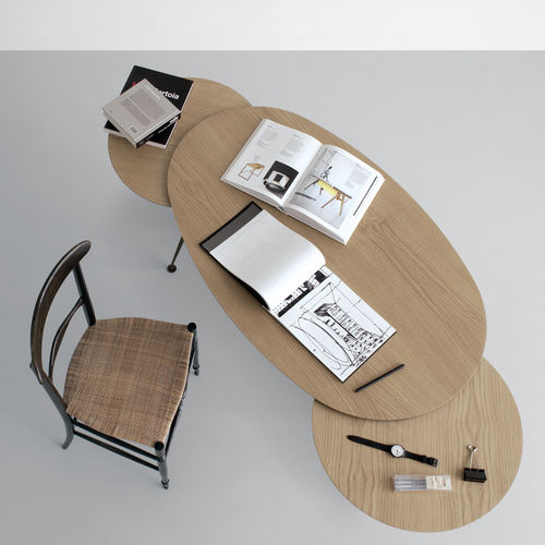 Mesa contemporânea - MR. HYDE - extendo - em carvalho / em HPL / com base em aço