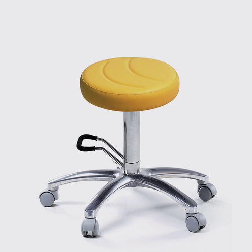 Banqueta de trabalho com base metálica - 010  - Lemi BEAUTY & SPA - com rodízios / estofada / giratória