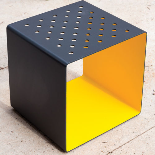 Banqueta contemporânea - RADIUM - mmcité street furniture - em madeira exótica / em HPL / em aço