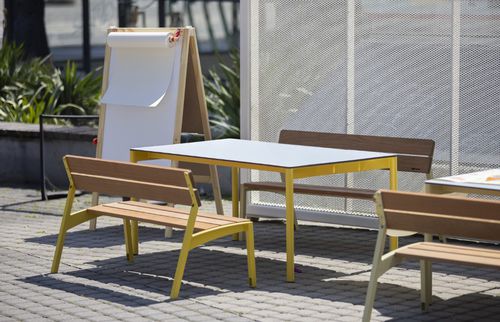 Mesa contemporânea - VERA - mmcité street furniture - em aço revestido a pó / em aço / em aço inoxidável
