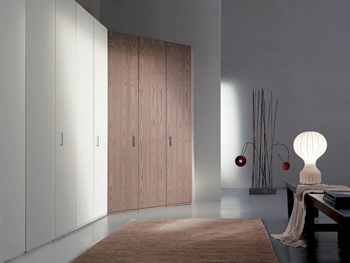 Guarda-roupa de canto - ANGOLO CABINA - Fimar Srl - contemporâneo / em madeira / em madeira laqueada
